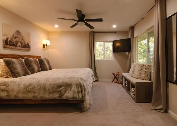 ❄ Brand New Acre Retreat ❄ Hottub ❄ 9m To Downtown
