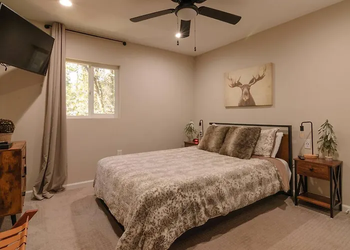 ❄ Brand New Acre Retreat ❄ Hottub ❄ 9m To Downtown Prescott
