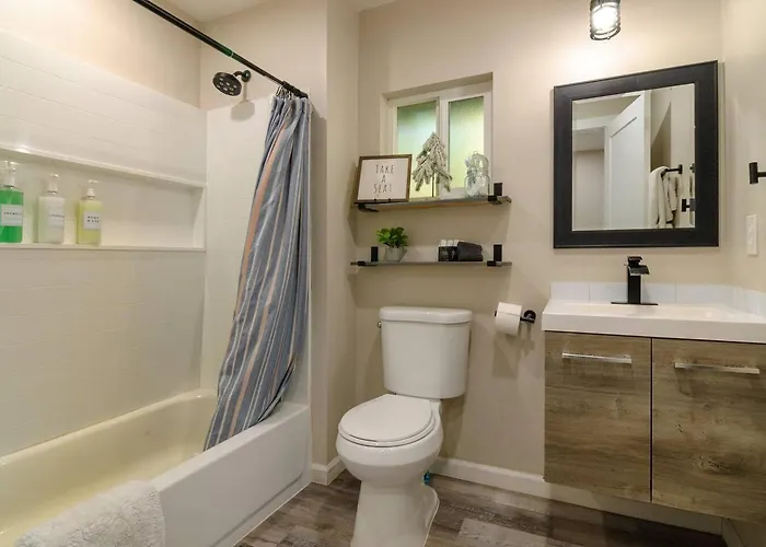 ❄ Brand New Acre Retreat ❄ Hottub ❄ 9m To Downtown Vakantiehuis