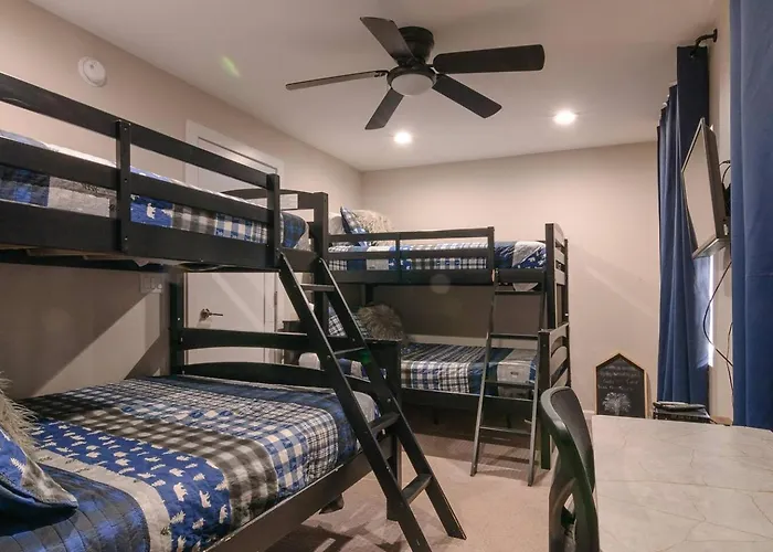 ❄ Brand New Acre Retreat ❄ Hottub ❄ 9m To Downtown *